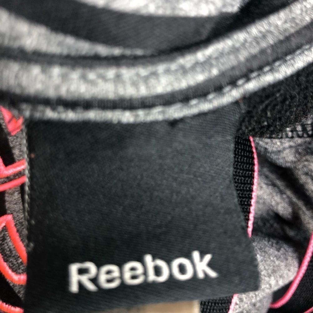 SIZE S Reebok Hoody - Picture 7 of 7